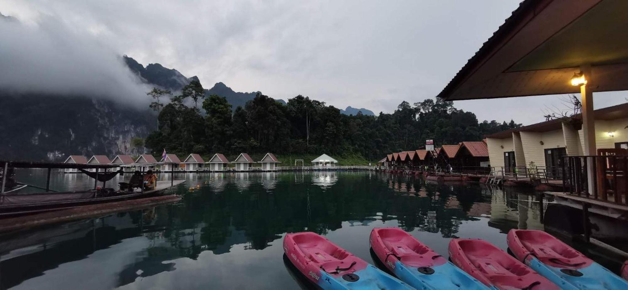 Khaosok Happy House Panzió Khao Sok National Park Kültér fotó